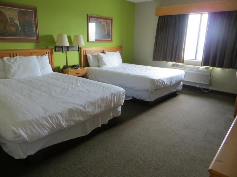 Super 8 Davenport Hotel Eksteriør billede